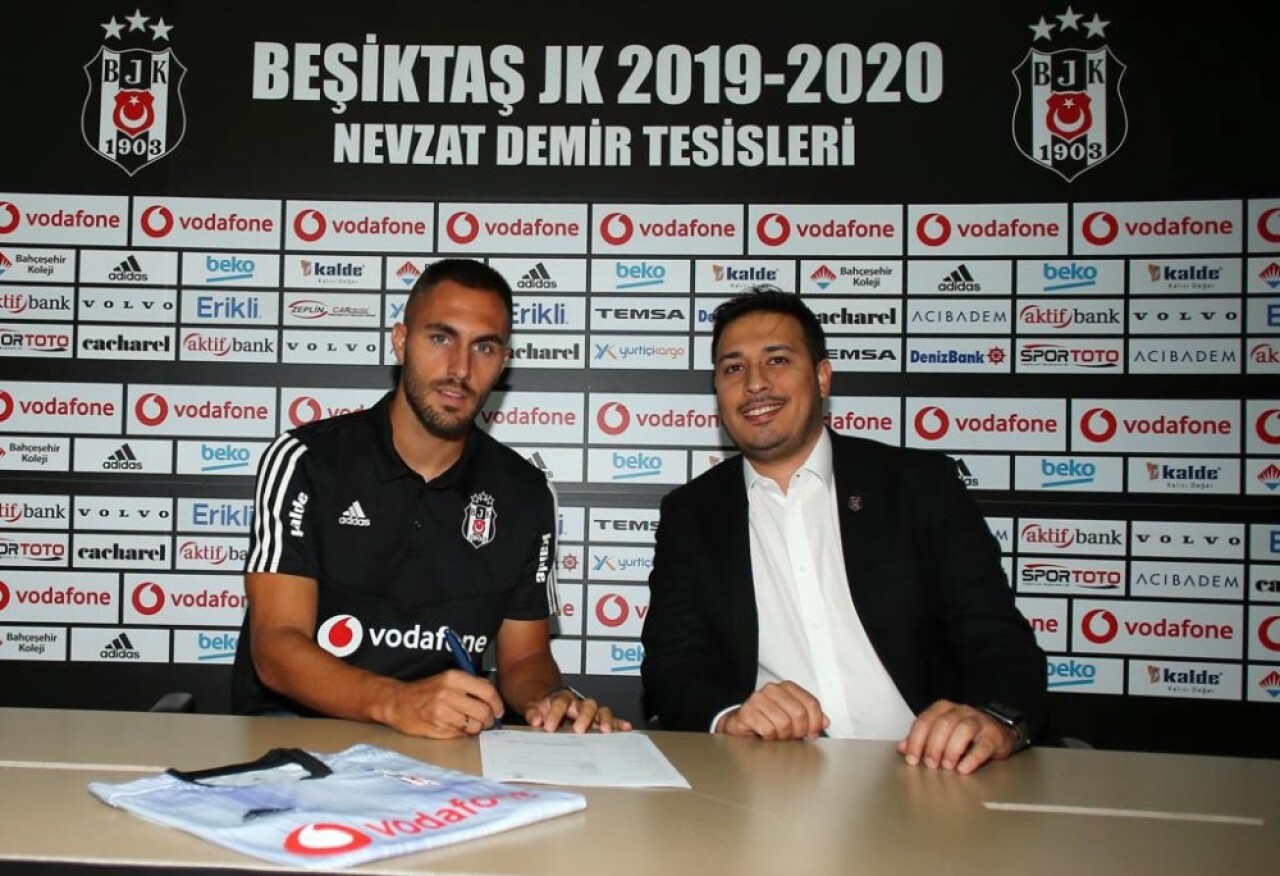 Victor Ruiz resmen Beşiktaş’ta