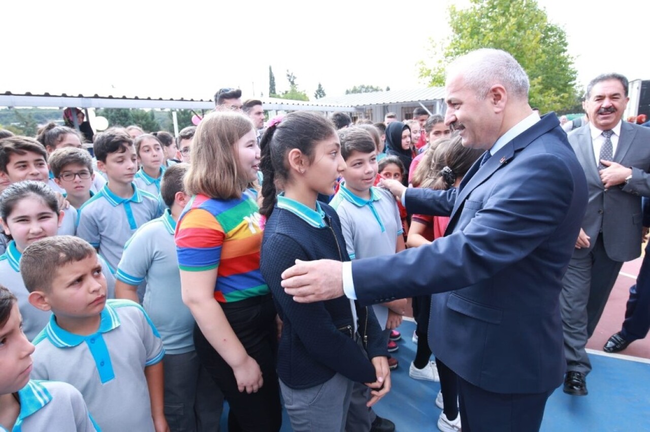 Başkan Büyükgöz, öğrencilerin heyecanlarına ortak oldu