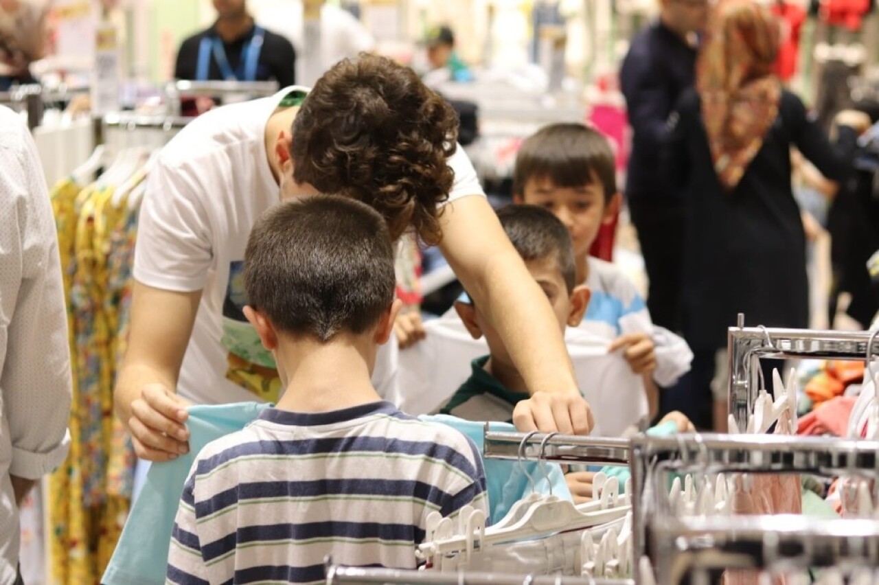 Bebek kıyafetlerindeki tehlikeye dikkat