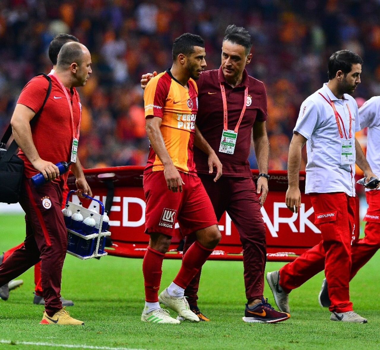 Belhanda’nın çenesinde 2 kırık tespit edildi