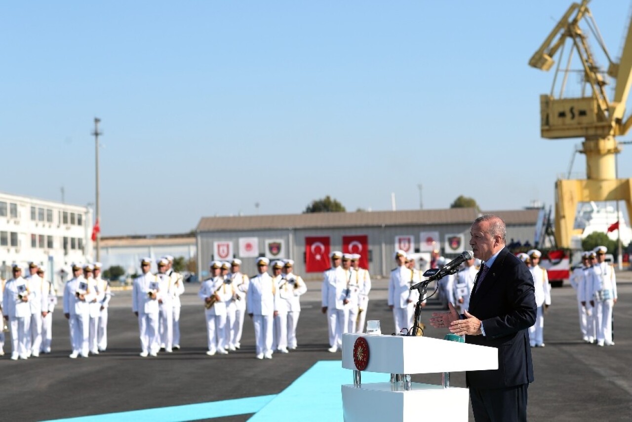 Cumhurbaşkanı Erdoğan: "Nasıl korvetlerimizi kendimiz inşa ettiysek, kendi savaş uçağımıza da kavuşacağız"