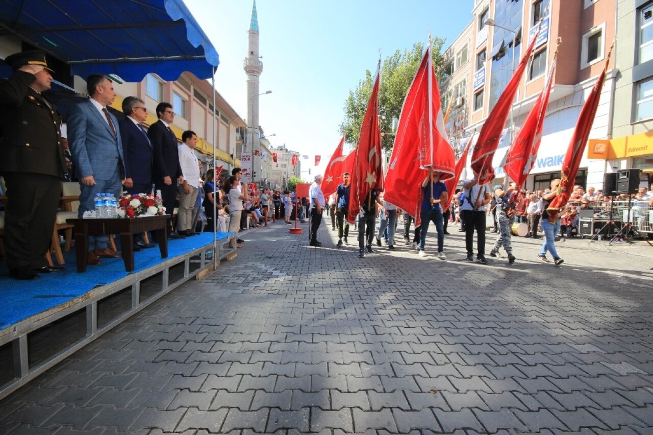 Edremit’in düşman işgalinden kurtuluşunun 97.yılı törenler ile kutlandı