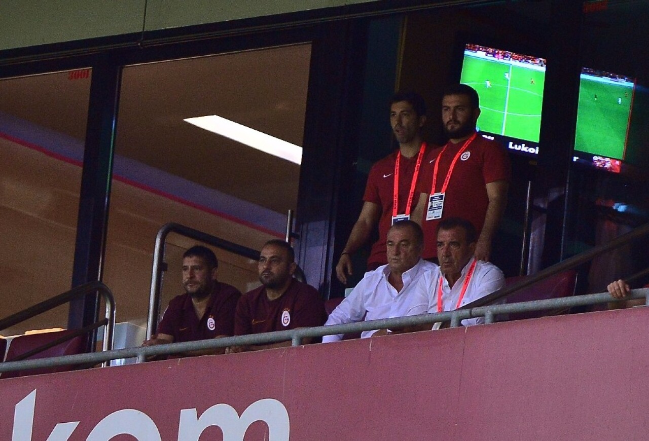 Fatih Terim maçı locadan takip etti