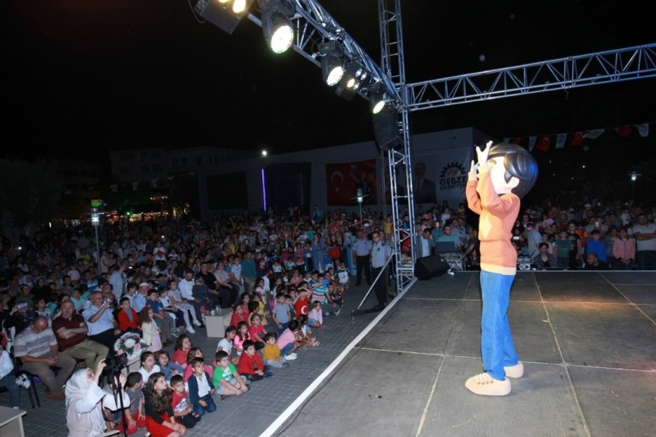 Gebze Yaz Okullarından Rafadan Tayfa’lı kapanış