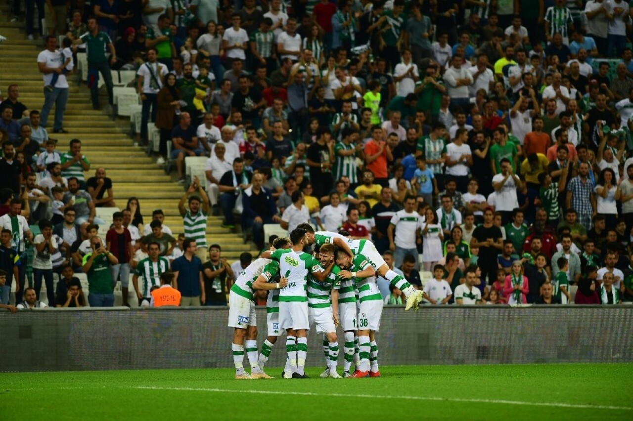 Hazırlık Maçı: Bursaspor: 2 - Fenerbahçe: 1 (Maç sonucu)