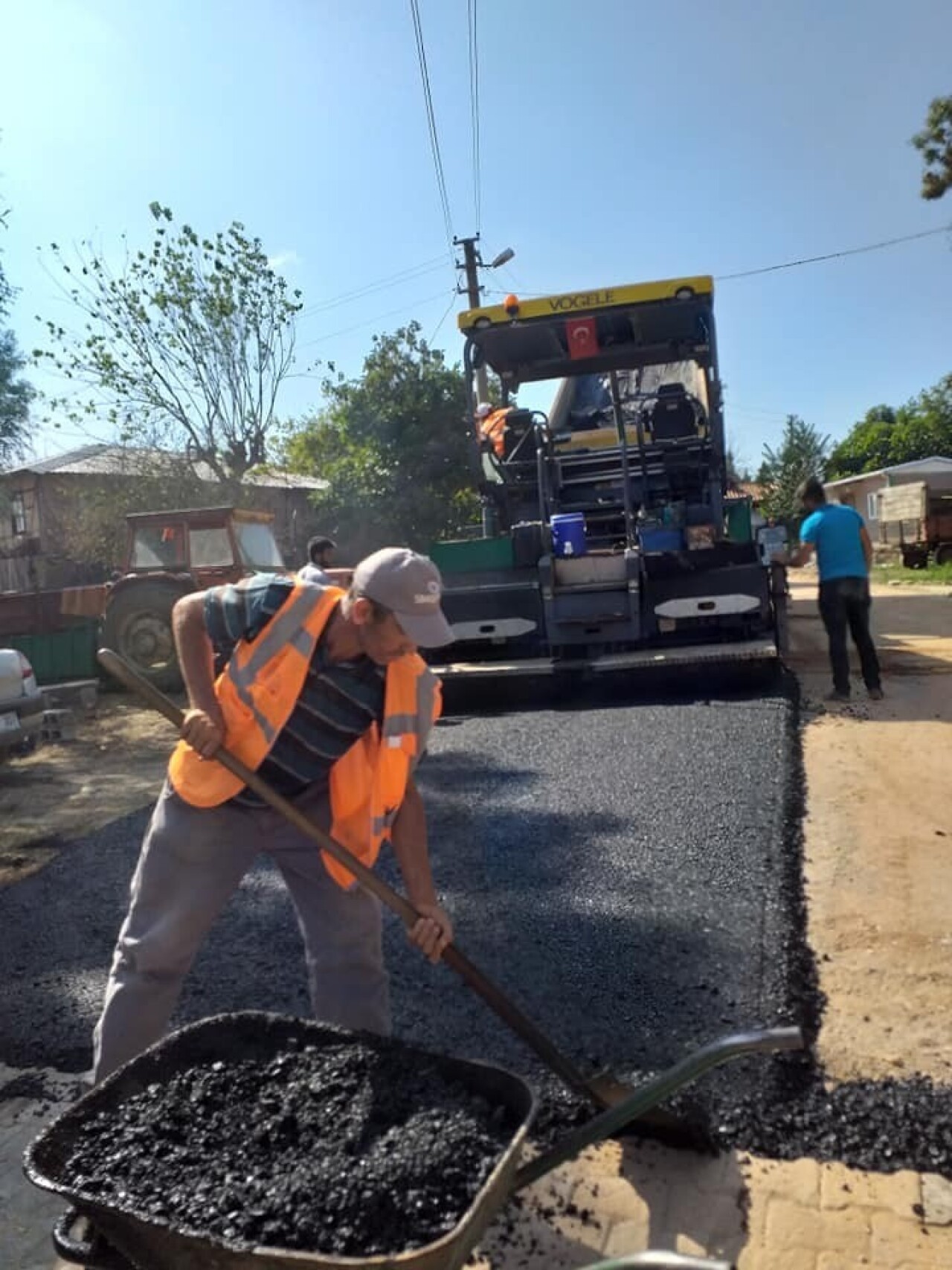 İzmit’te köy yolları yenileniyor