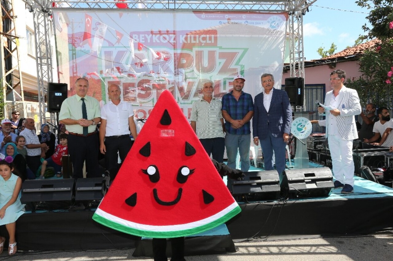 Karpuz Festivali Bozhane’ye bereket getirdi