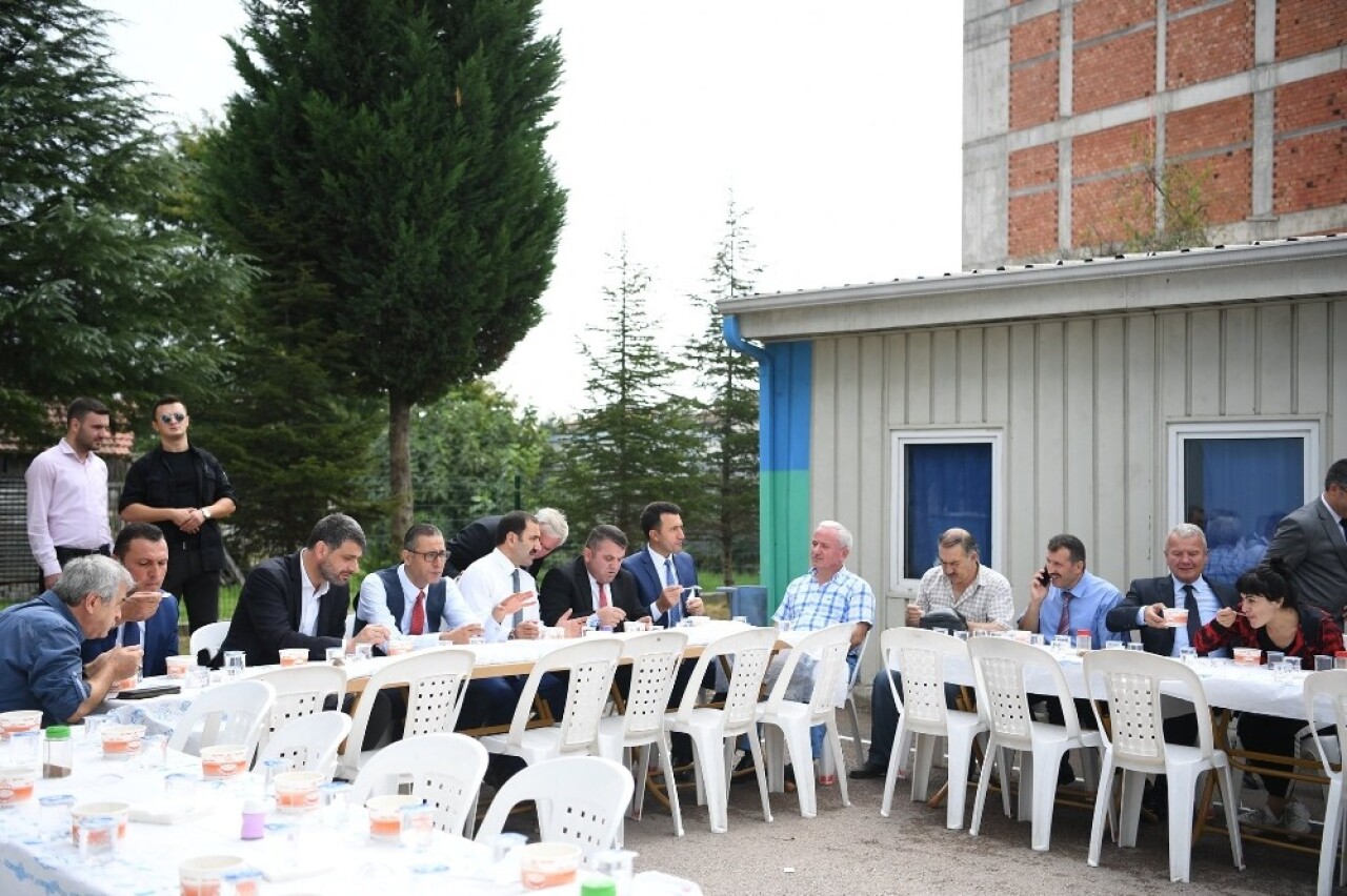 Kaymakam Çağlar ve Başkan Kocaman aşurede buluştu