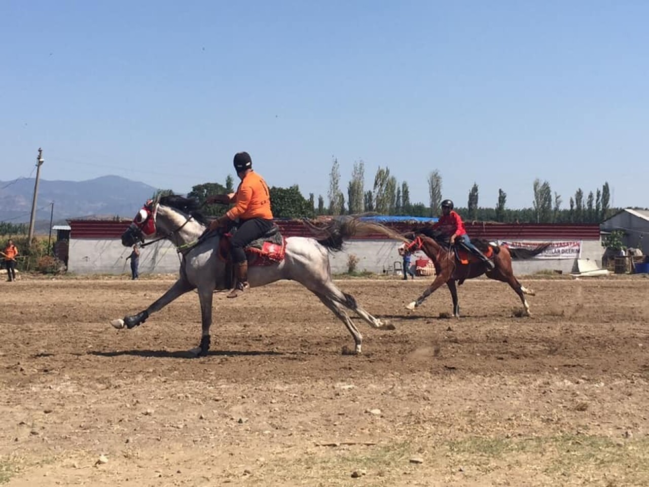 Sındırgı’da atlı cirit heyecanı sona erdi