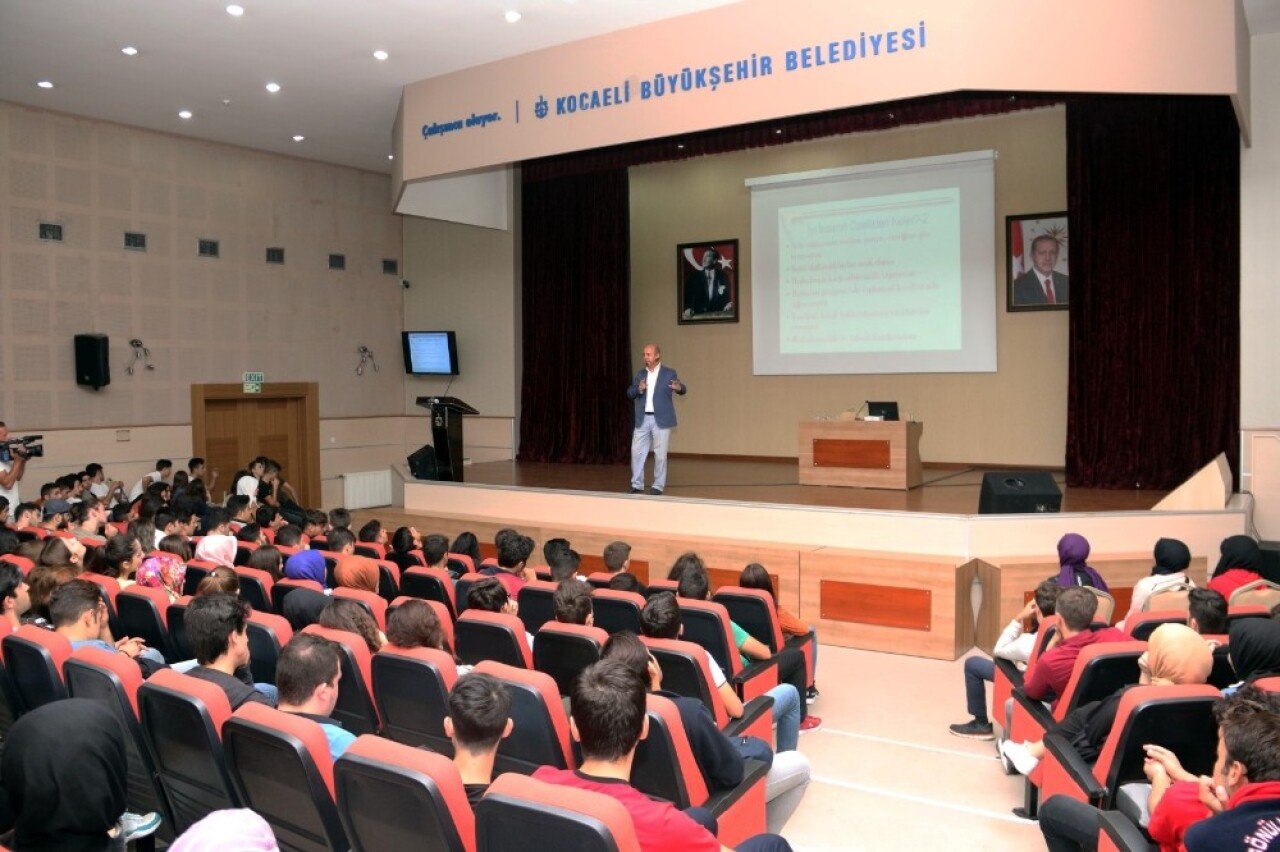 Stajyerler Büyükşehir’i yakından tanıdı