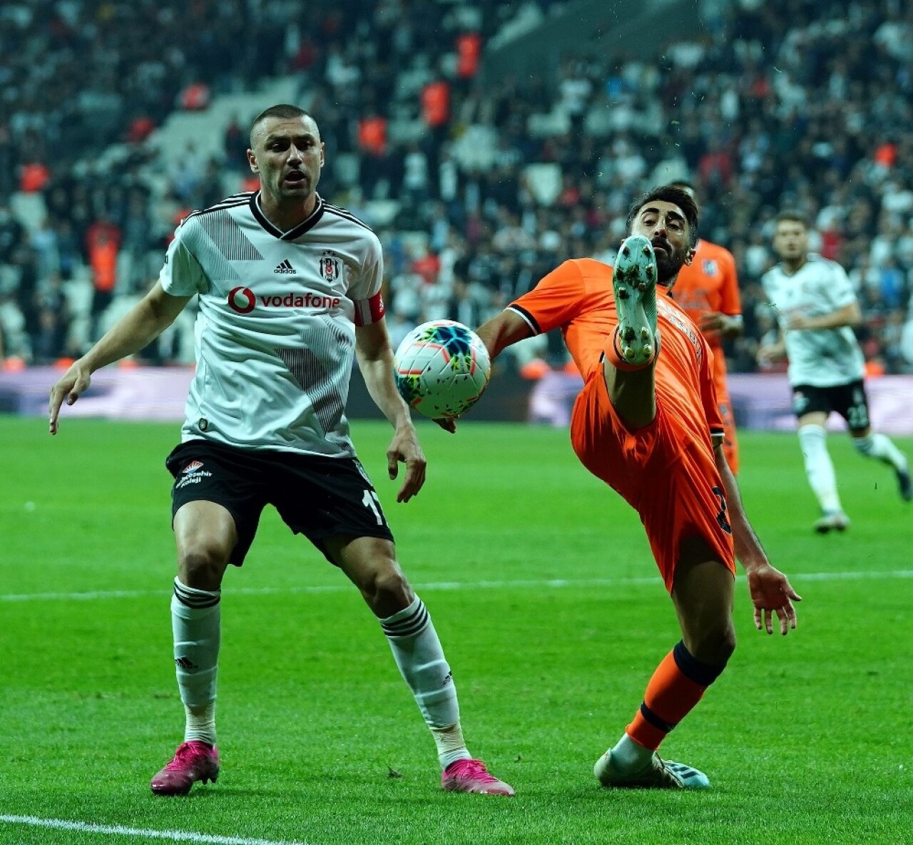 Süper Lig: Beşiktaş: 1 - Medipol Başakşehir: 1 (Maç sonucu)