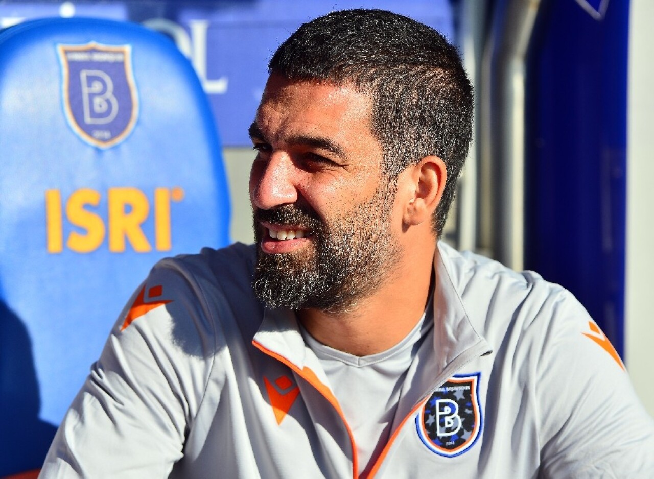 Süper Lig: Medipol Başakşehir: 0 - DG Sivasspor: 0 (Maç devam ediyor)