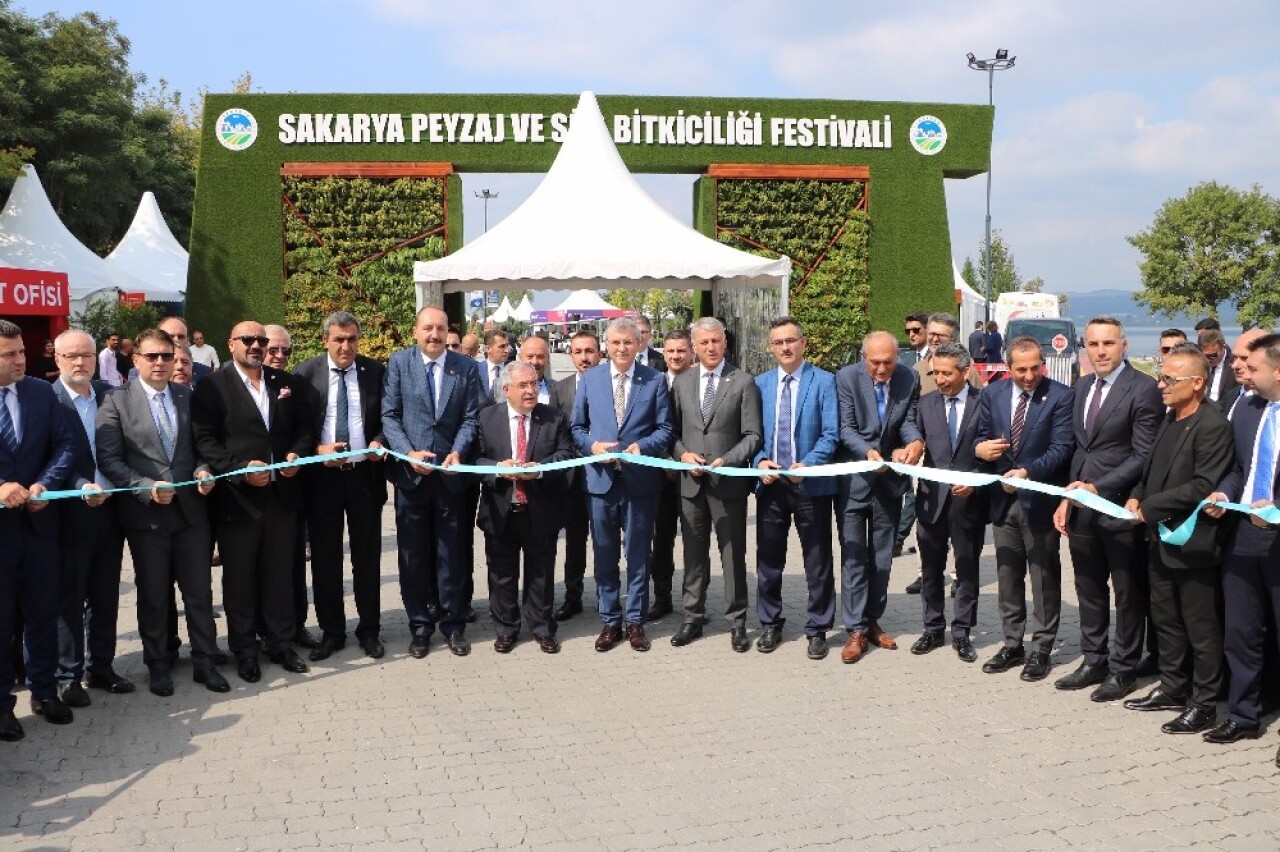 Süs Bitkiciliği festivali başladı