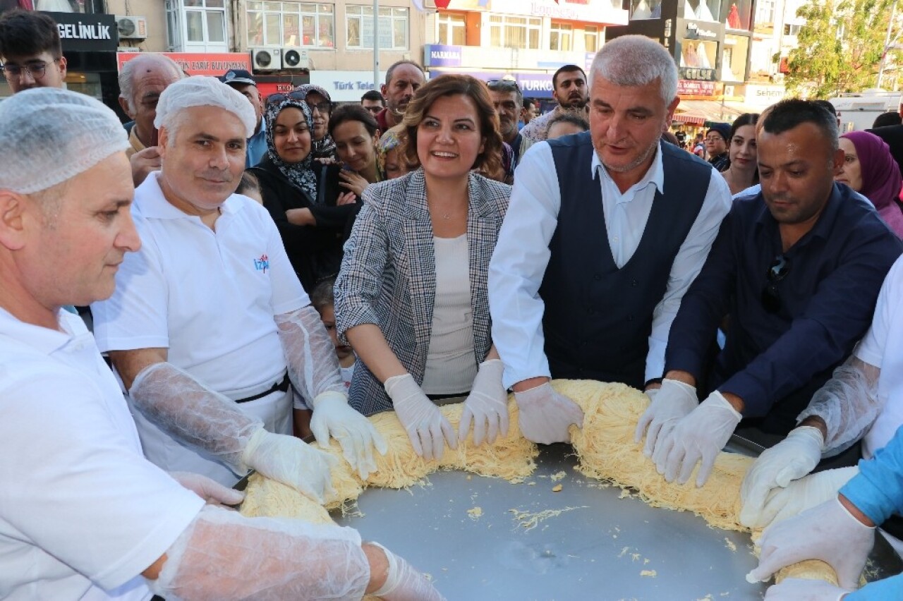 11. Uluslararası Pişmaniye Festivali başladı