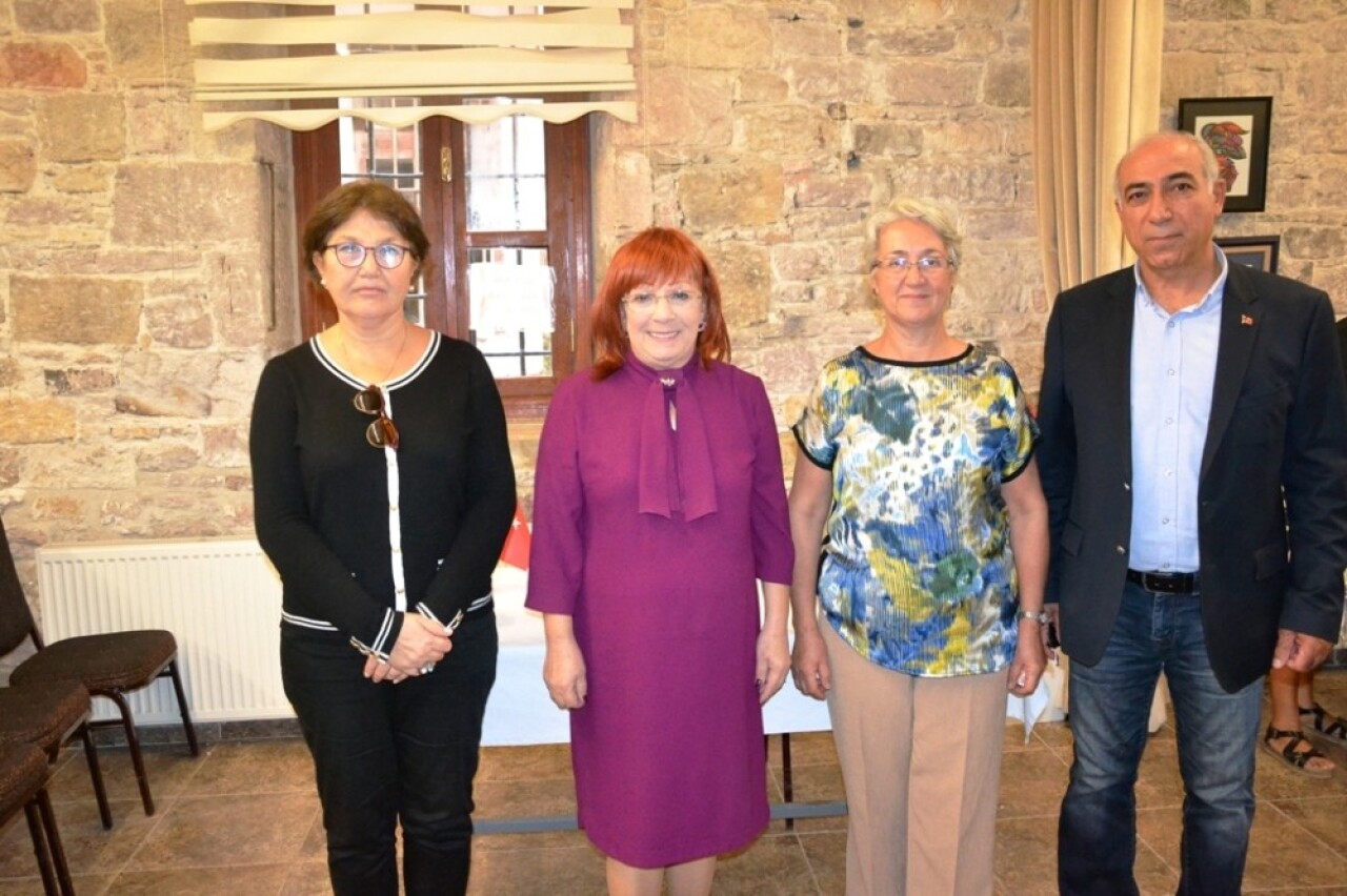Ayvalık ÇYDD’de “Anılarla Atatürk” söyleşisi