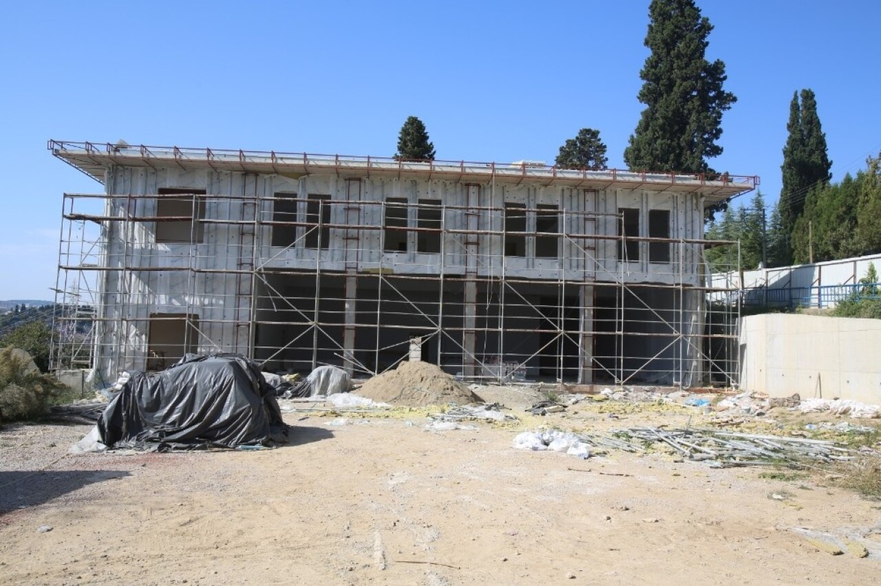 Bağçeşme itfaiye binasında ısı yalıtım çalışmaları başladı