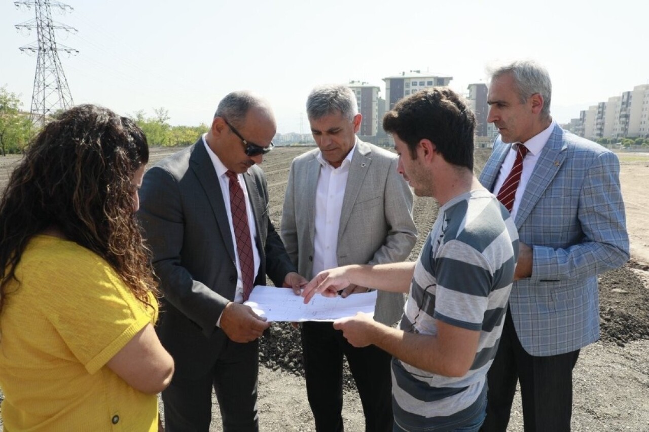 Başkan Söğüt, “Binadan çok yaşam alanları oluşturacağız”