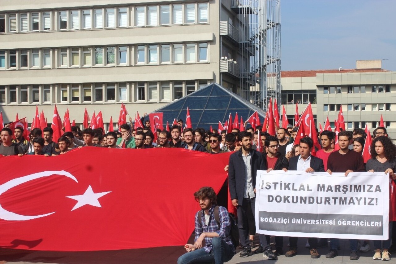 Boğaziçili öğrencilerden İstiklal Marşı’na saygısızlığa tepki