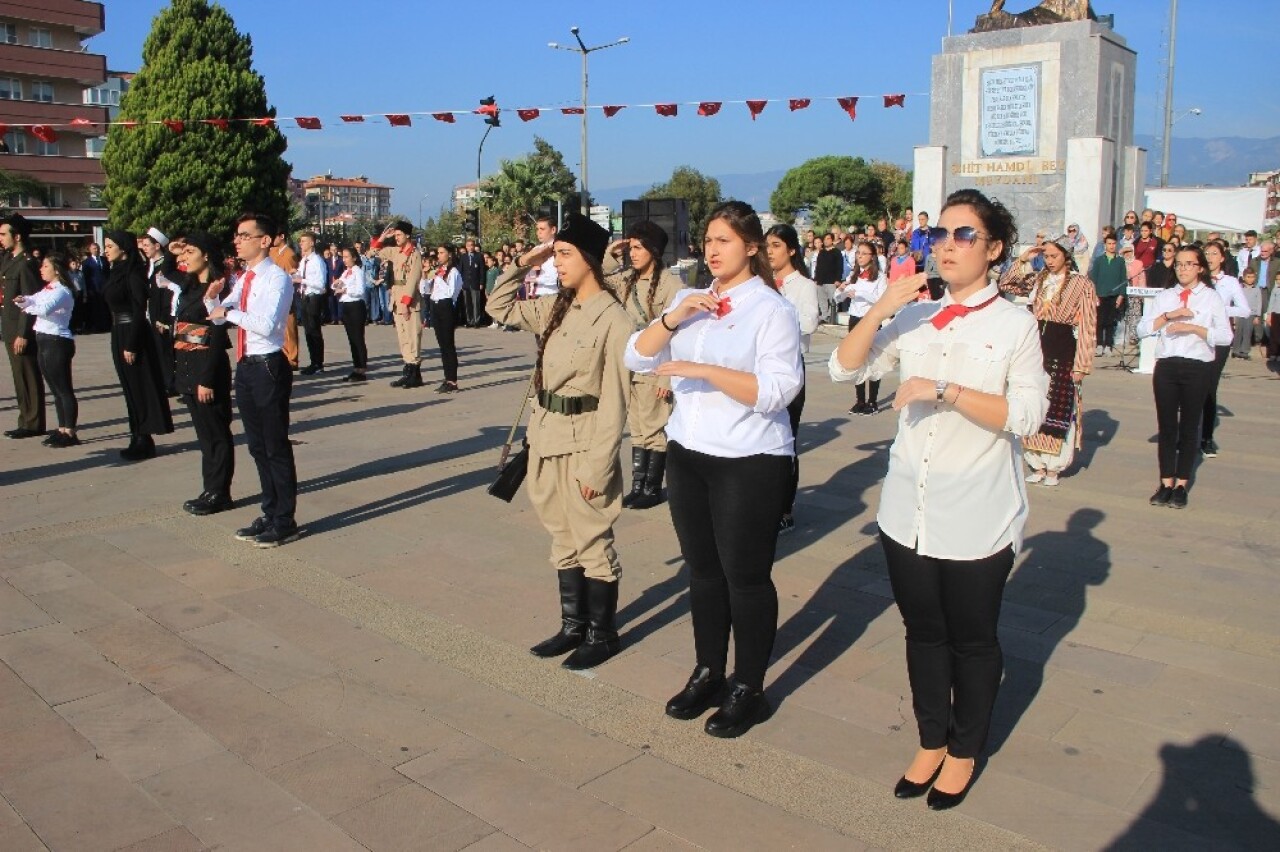 Edremit’te Cumhuriyet coşkusu