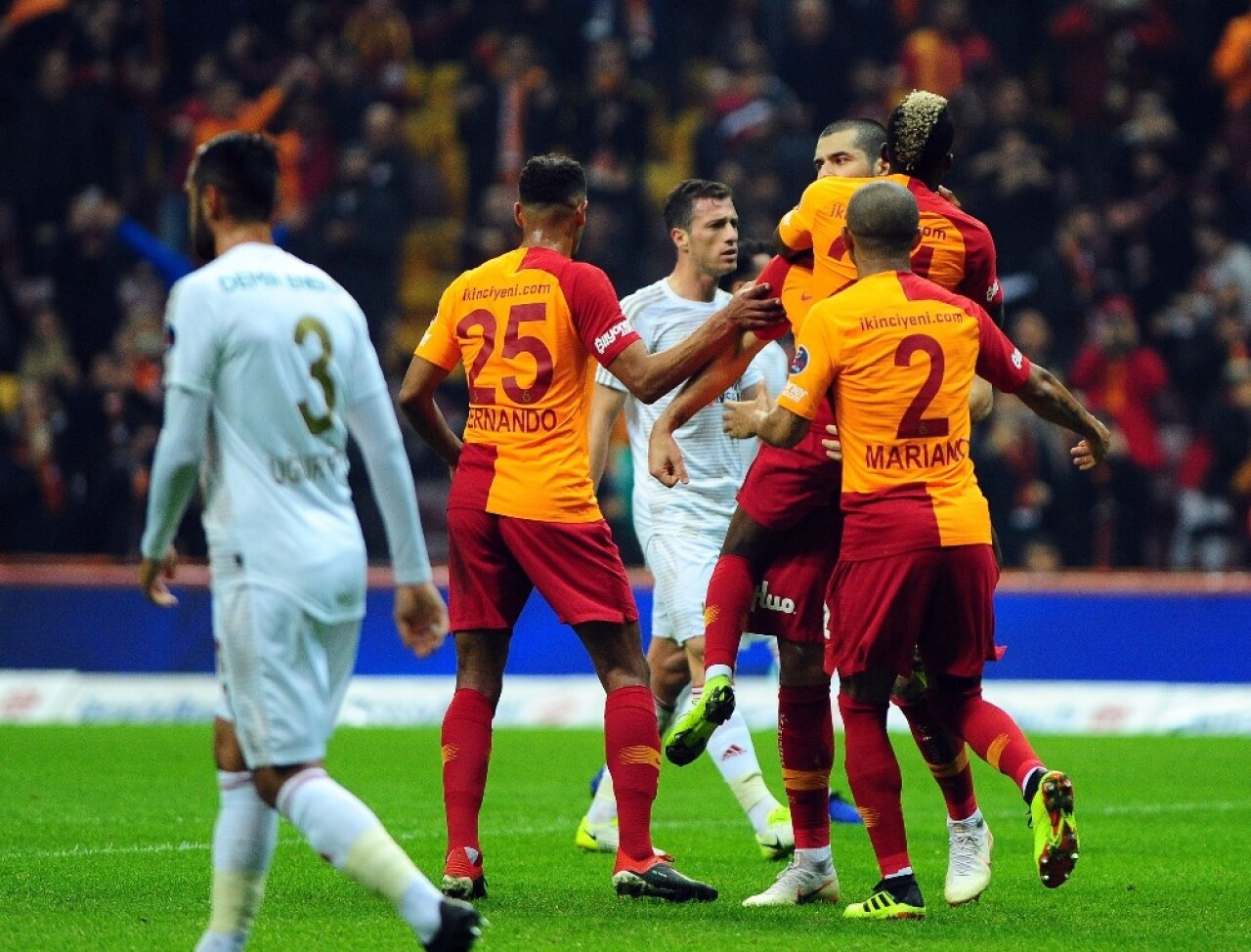 Galatasaray ile Sivasspor 27. randevuda