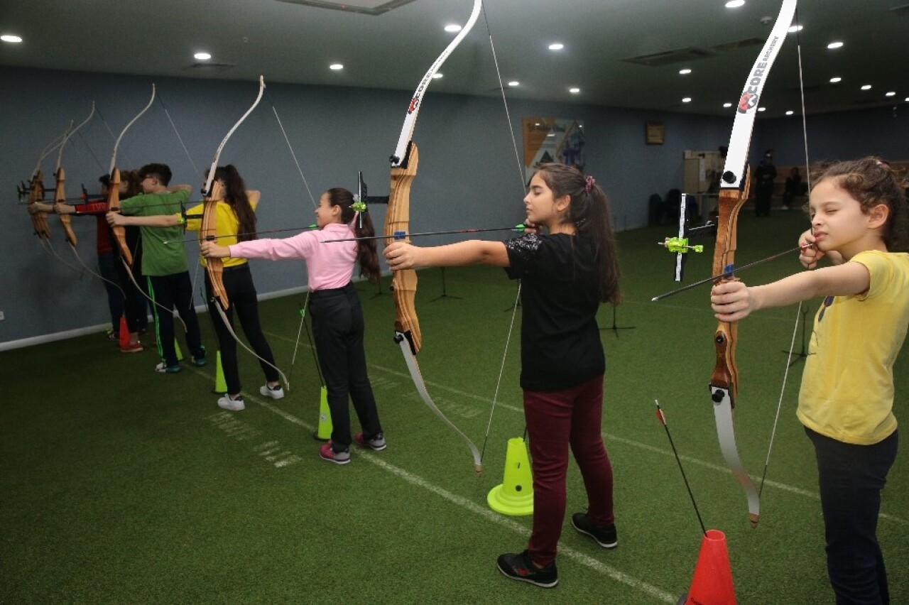 Gaziosmanpaşa’nın ilk lisanslı okçuları için tören