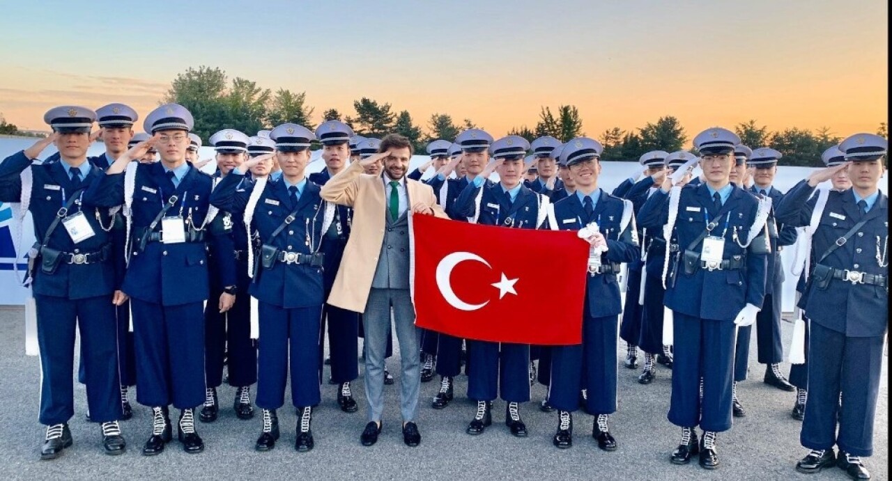 Güney Koreli askerlerden ‘Mehmetçik’ selamı