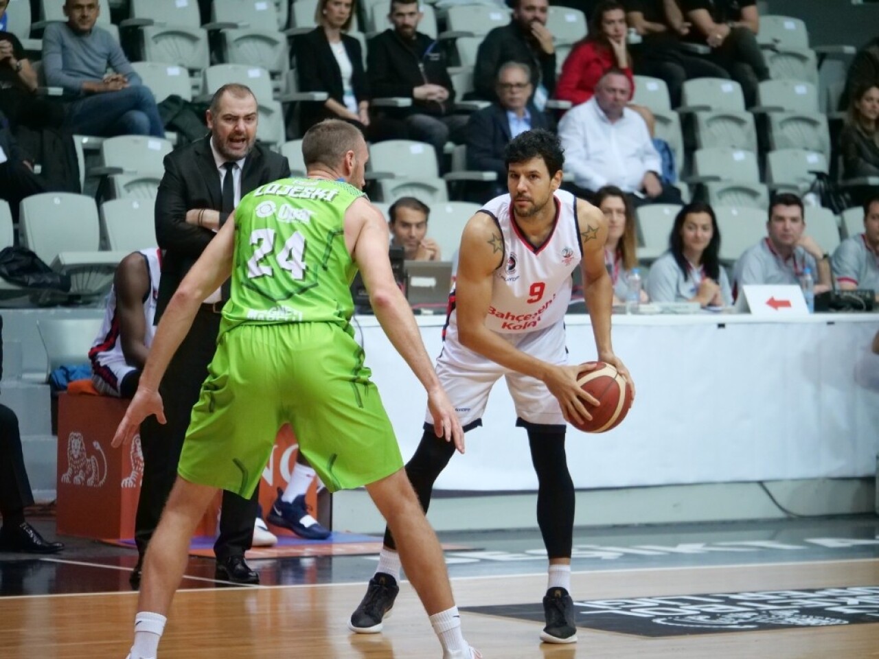 ING Basketbol Süper Ligi: Bahçeşehir Koleji: 85 - TOFAŞ: 92