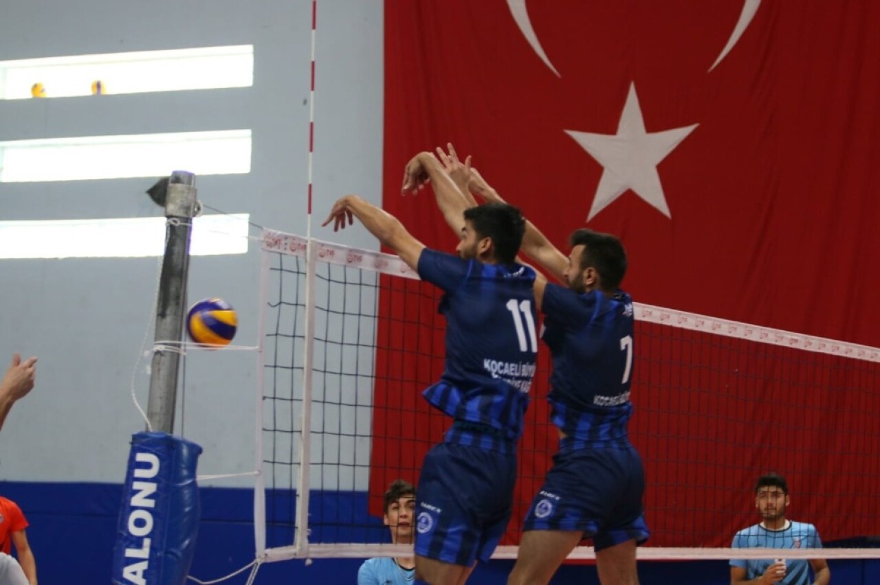 Kağıtspor 2’de 2 yaptı