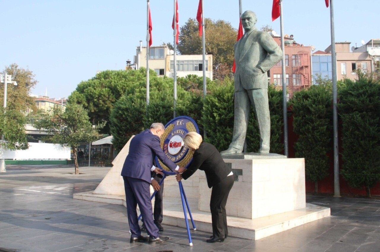 Kartal’da Muhtarlar Günü kutlandı