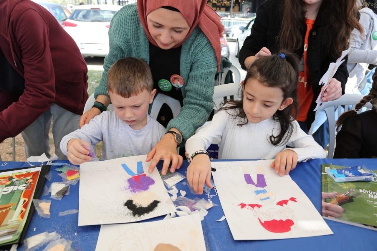 ‘Kral Şakir’ Çocuk Yetenek Şenliği’nde