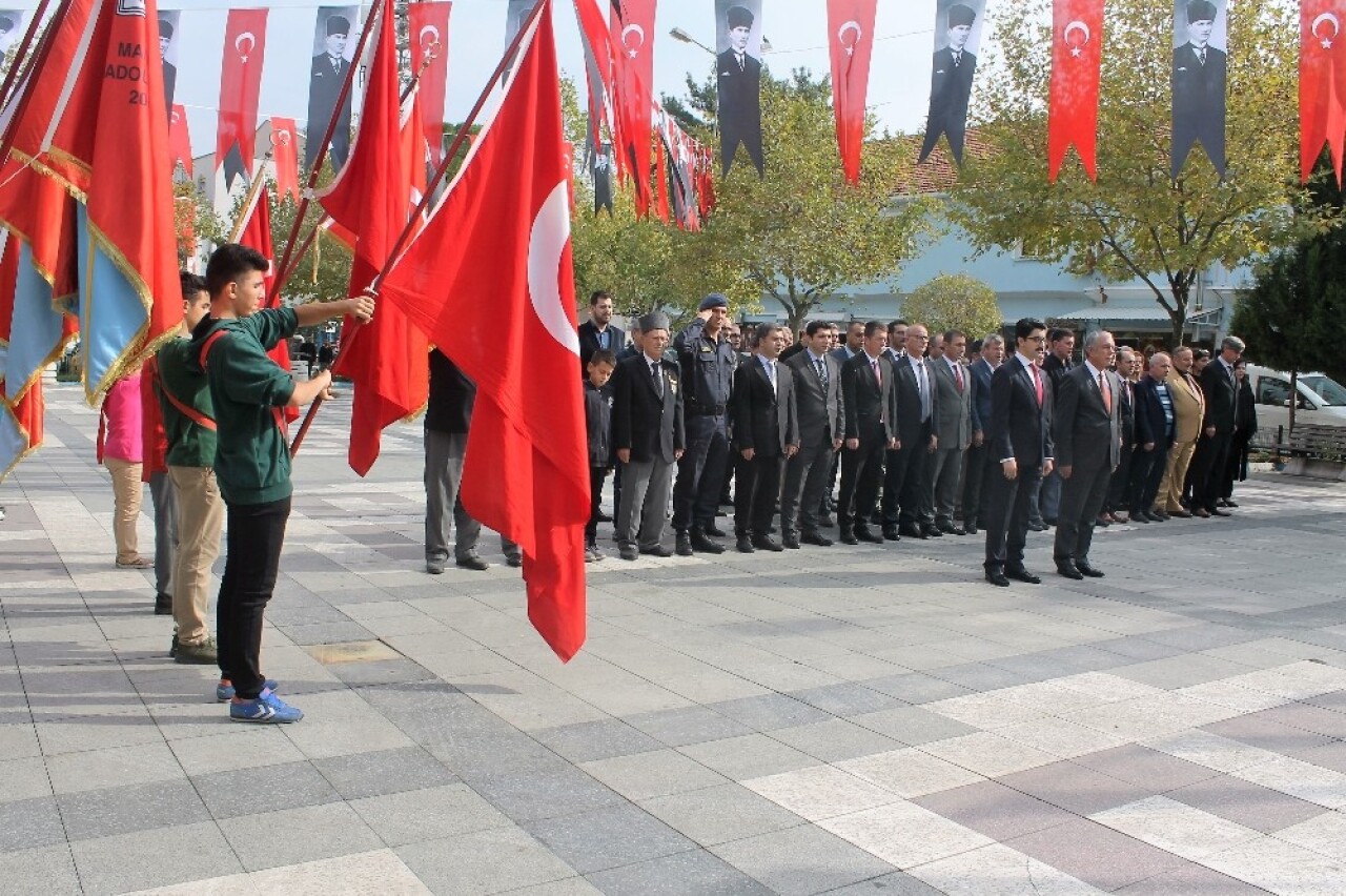 Manyas’ta Cumhuriyet kutlamaları başladı