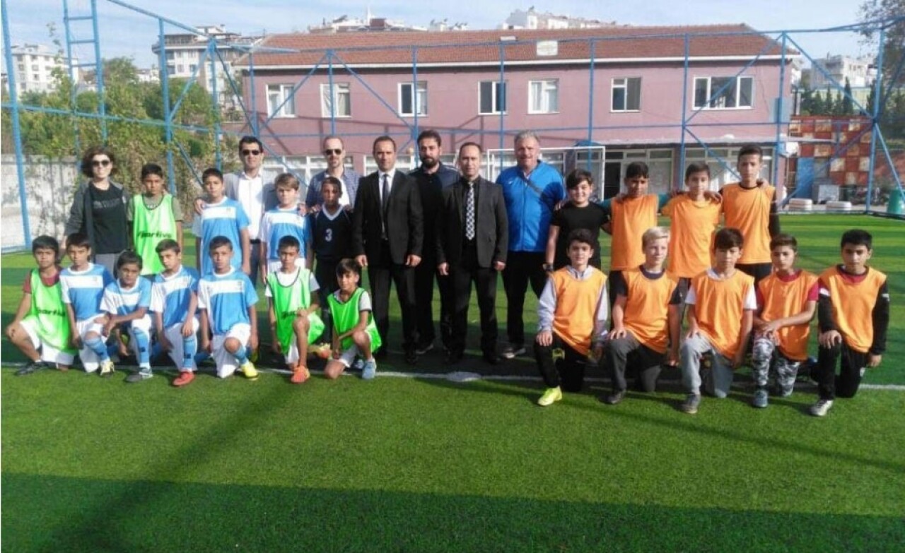 Okullar arası futbol turnuvası sona erdi