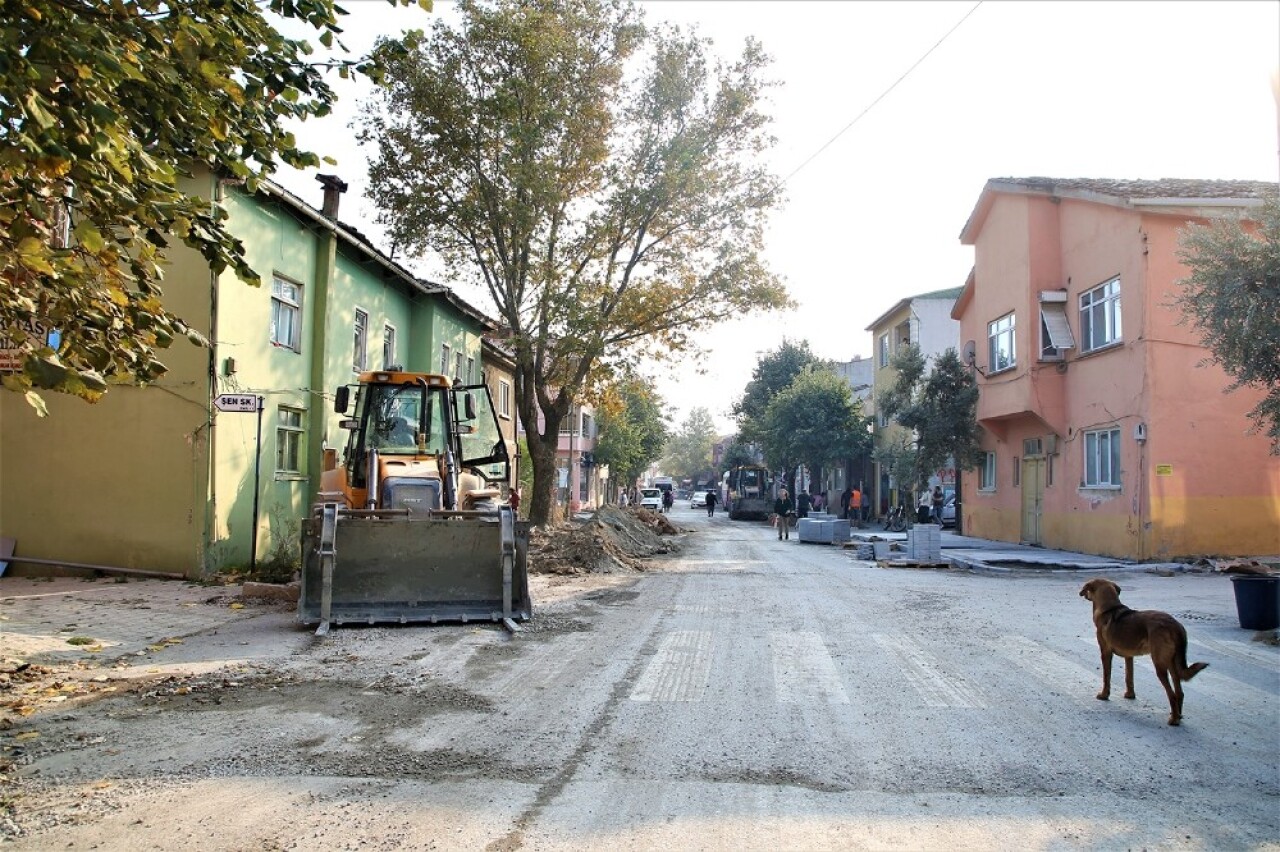 Suat Yalkın Caddesi’nde çalışmalar devam ediyor