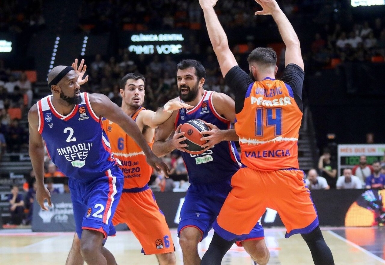 THY Euroleague’de Türk takımları 2’de 2 yaptı