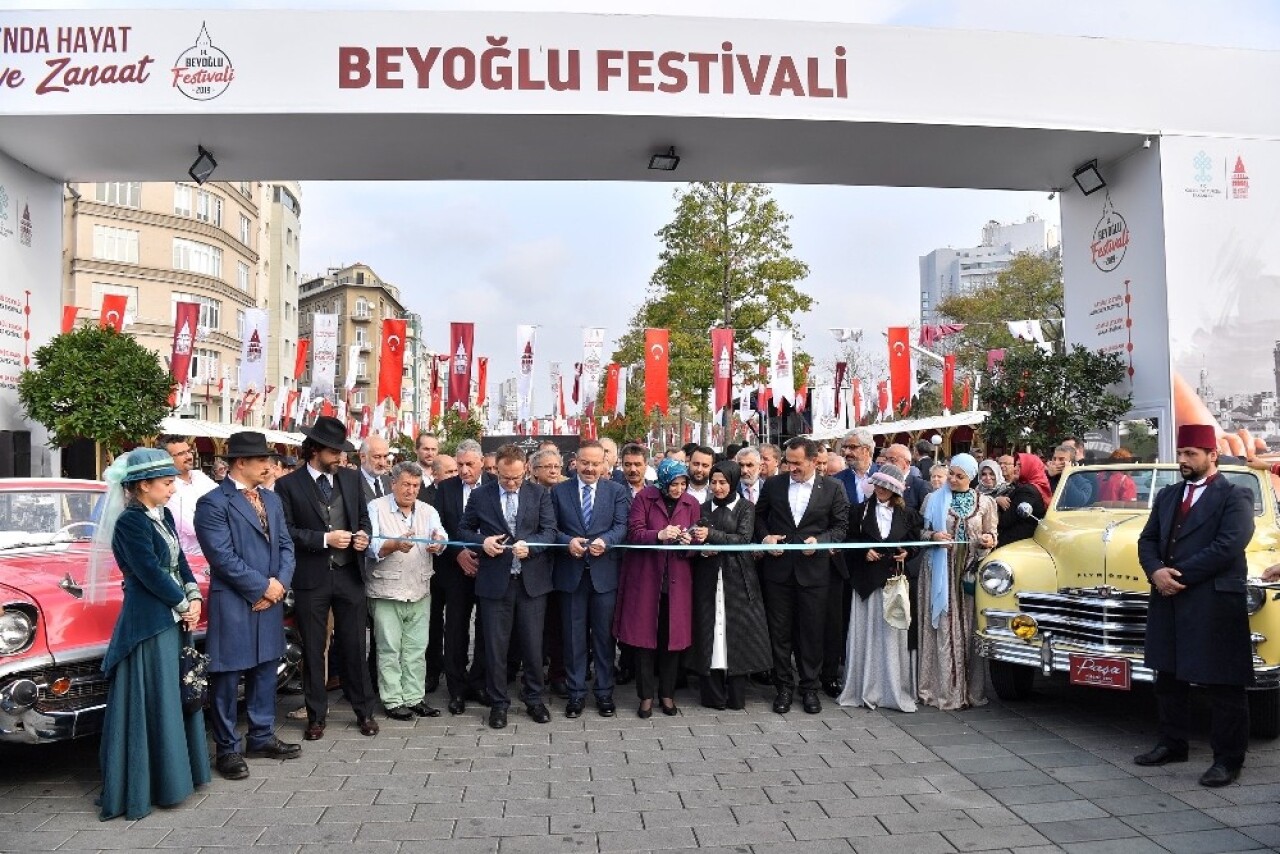 Türkiye’nin antikası İstanbul’da görücüye çıktı