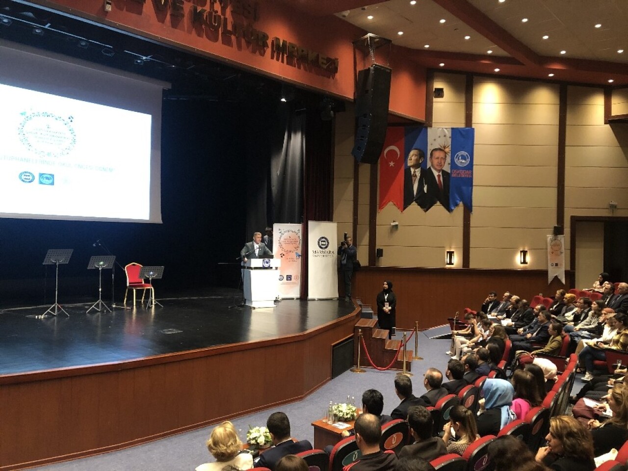 Üsküdar’da 2. Uluslararası Çocuk Kütüphaneleri Sempozyumu düzenlendi
