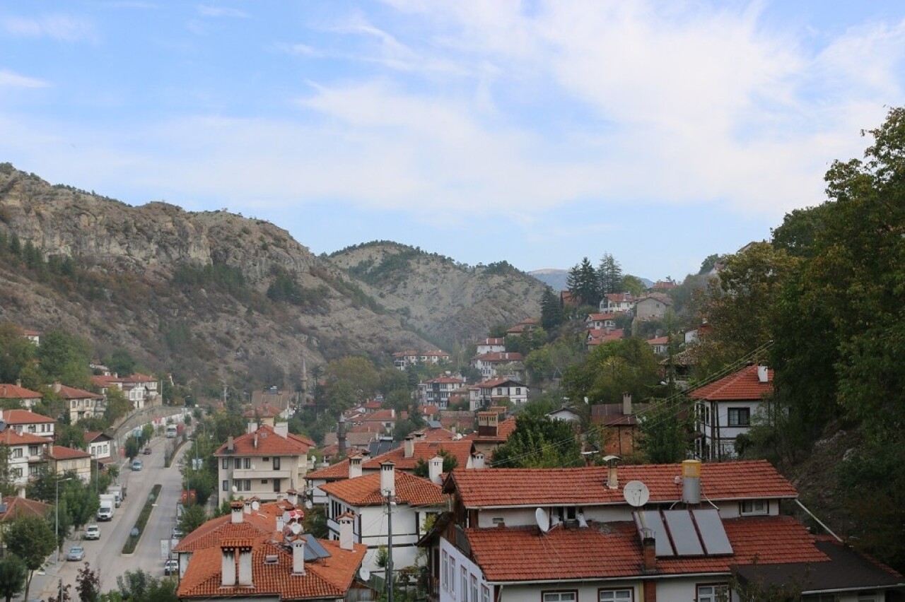 Yaşlılar Göynük’te tarihi yolculuğa çıktı