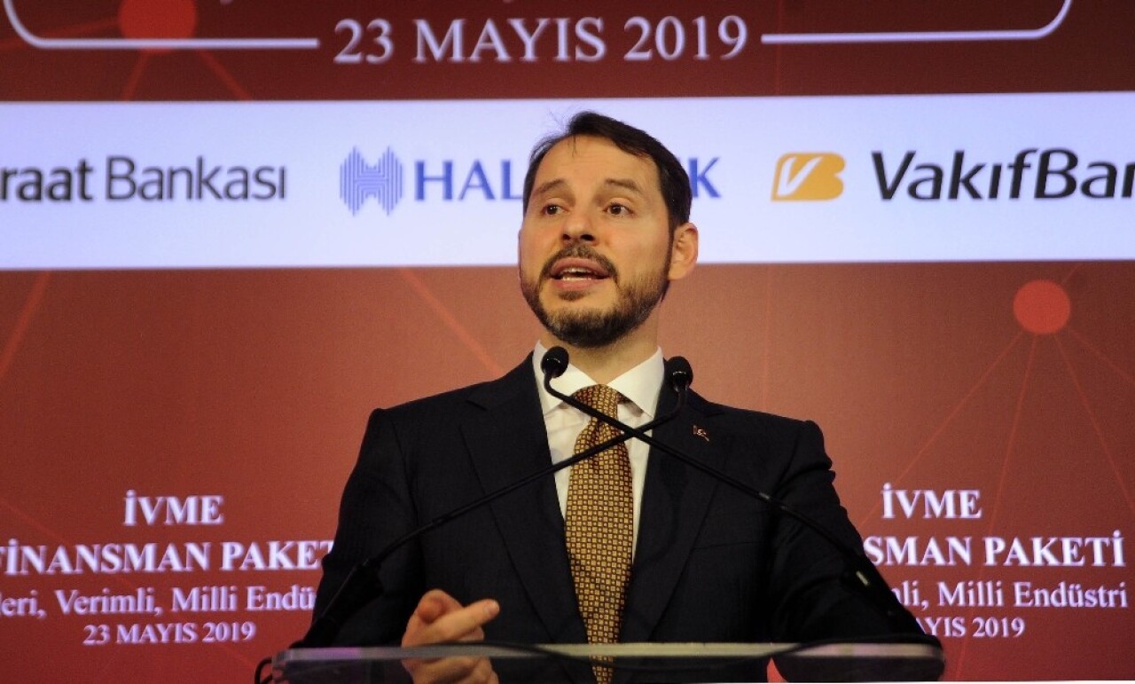 Albayrak:  “İVME Finansman Paketi kapsamında krediler Ekim’de yüzde 106 artışla 24,5 milyar TL‘ye ulaştı”