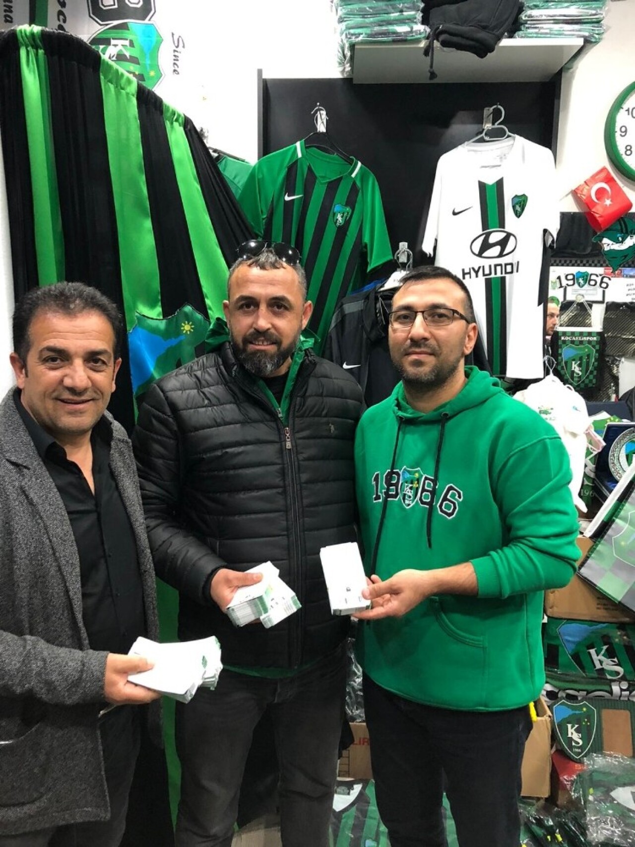 Başkan Hürriyet’ten Kocaelispor maçı için bilet ve otobüs desteği