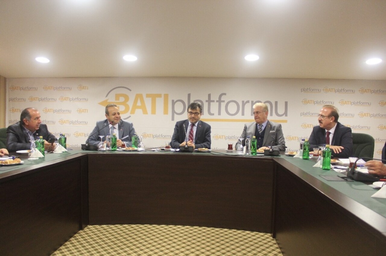 Cumhurbaşkanlığı Finans Ofisi Başkanı Aşan: “Ekonomik alanlarda köklü bir değişim olduğunu göreceğiz”