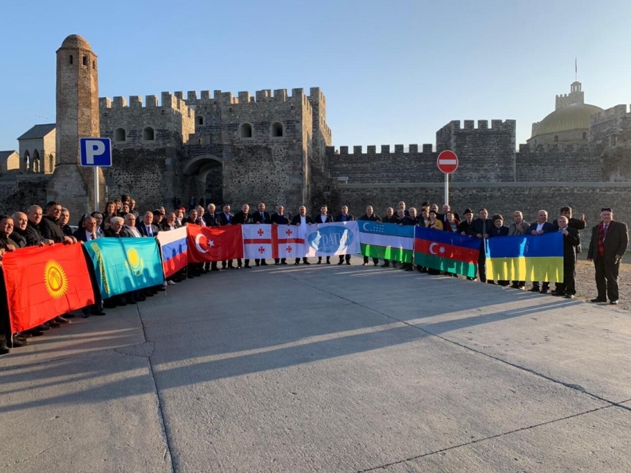 DATÜB, sürgünün 75’inci yıl dönümünü Ahıska’da andı