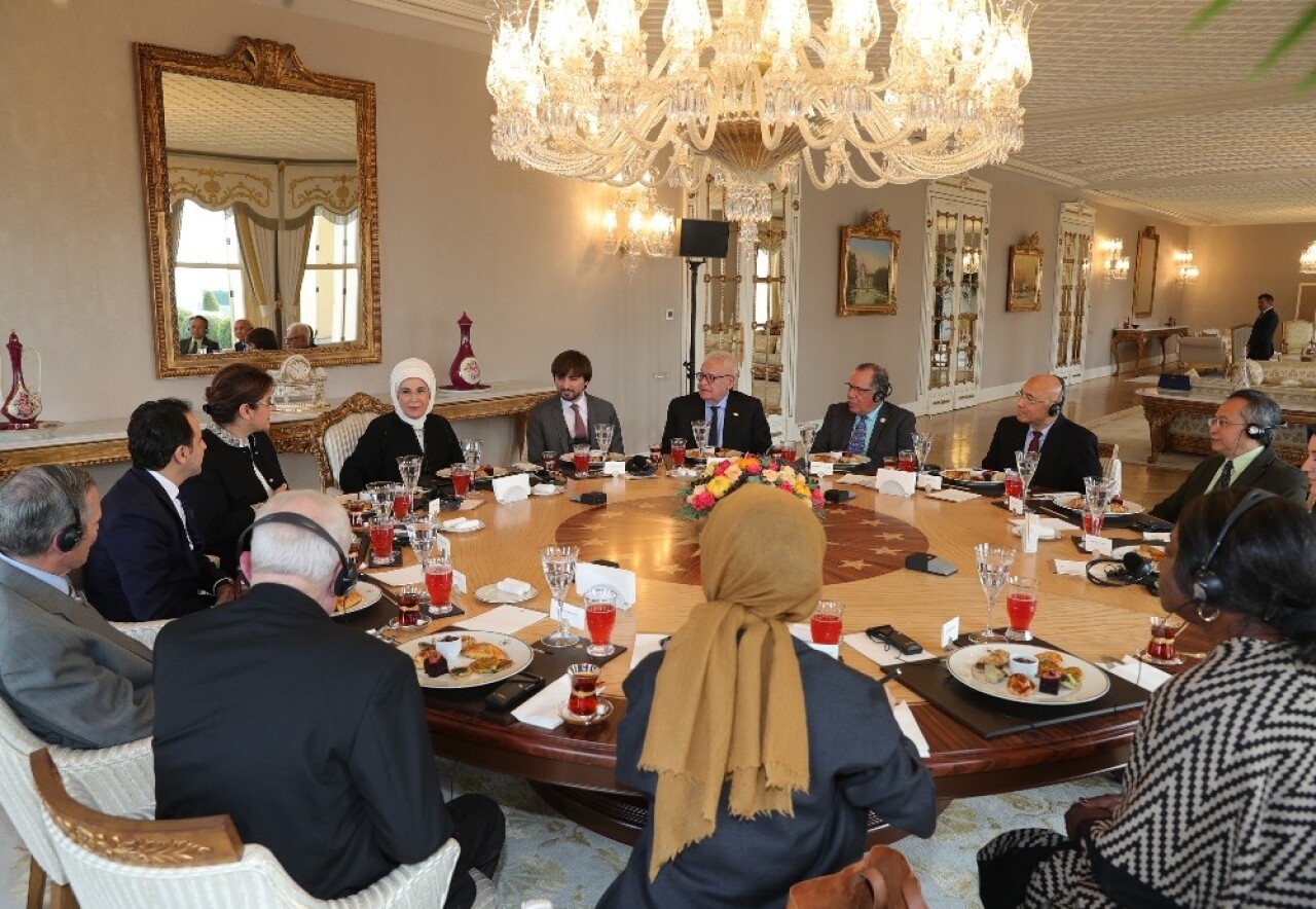 Dünyanın en büyük çocuk sağlığı kurumundan Emine Erdoğan’a teşekkür ziyareti