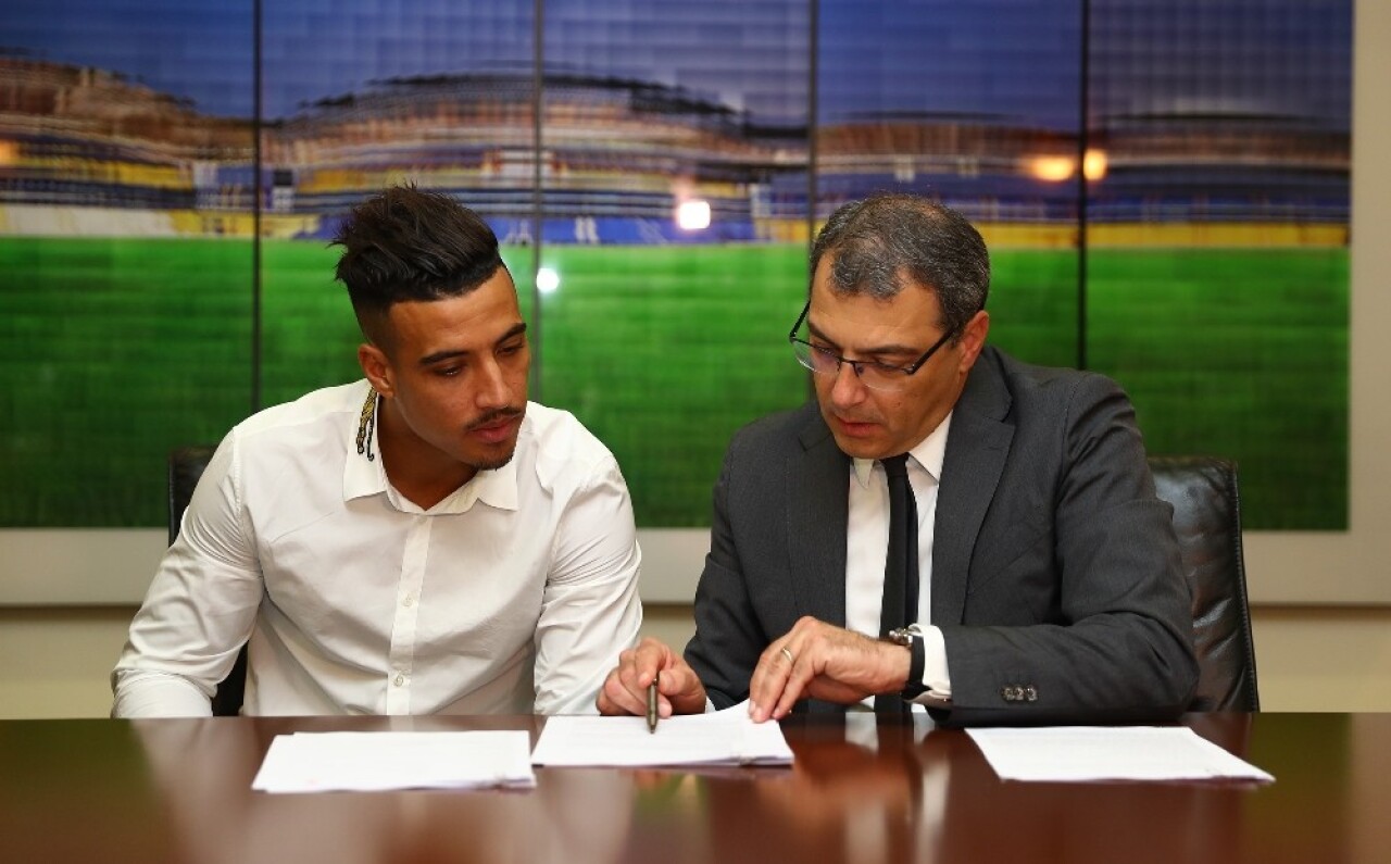 Fenerbahçe Nabil Dirar’ın sözleşmesini 2 yıl uzattı