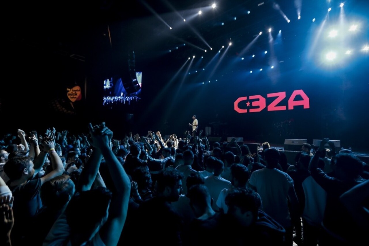 fizy İstanbul Müzik Haftası’nda rap günü İstanbul’u salladı
