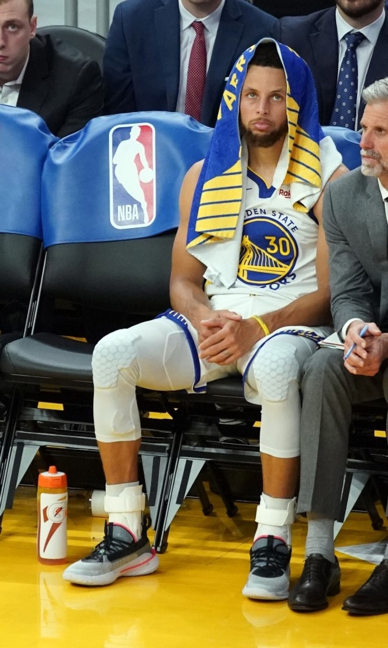 Golden State Warriors’ta Stephen Curry 3 ay yok
