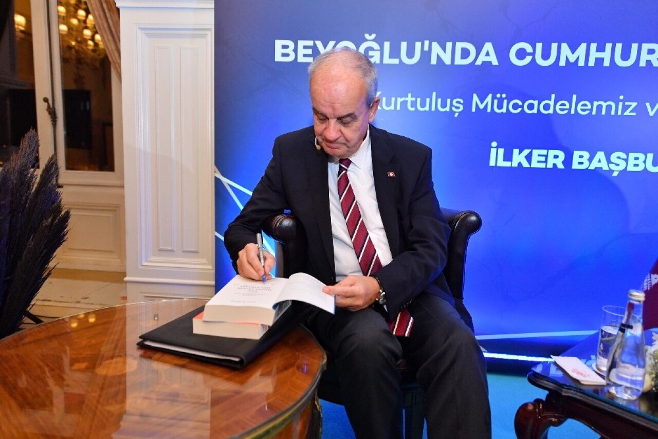 İlker Başbuğ, “Barış Pınarı Harekatı zorunluydu, Terör koridorunu parçaladınız”