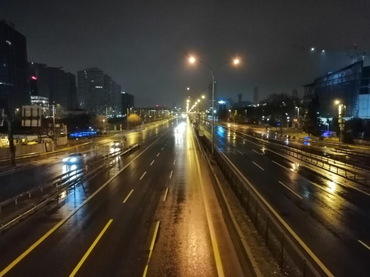 İstanbul’da yağmur etkisini göstermeye başladı