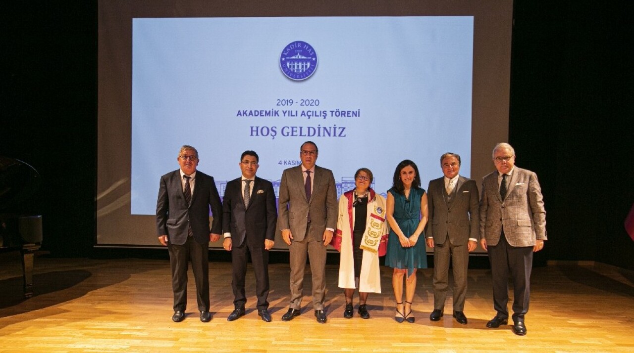 Kadir Has Üniversitesi akademik yılını bilim insanı Canan Dağdeviren ile açtı