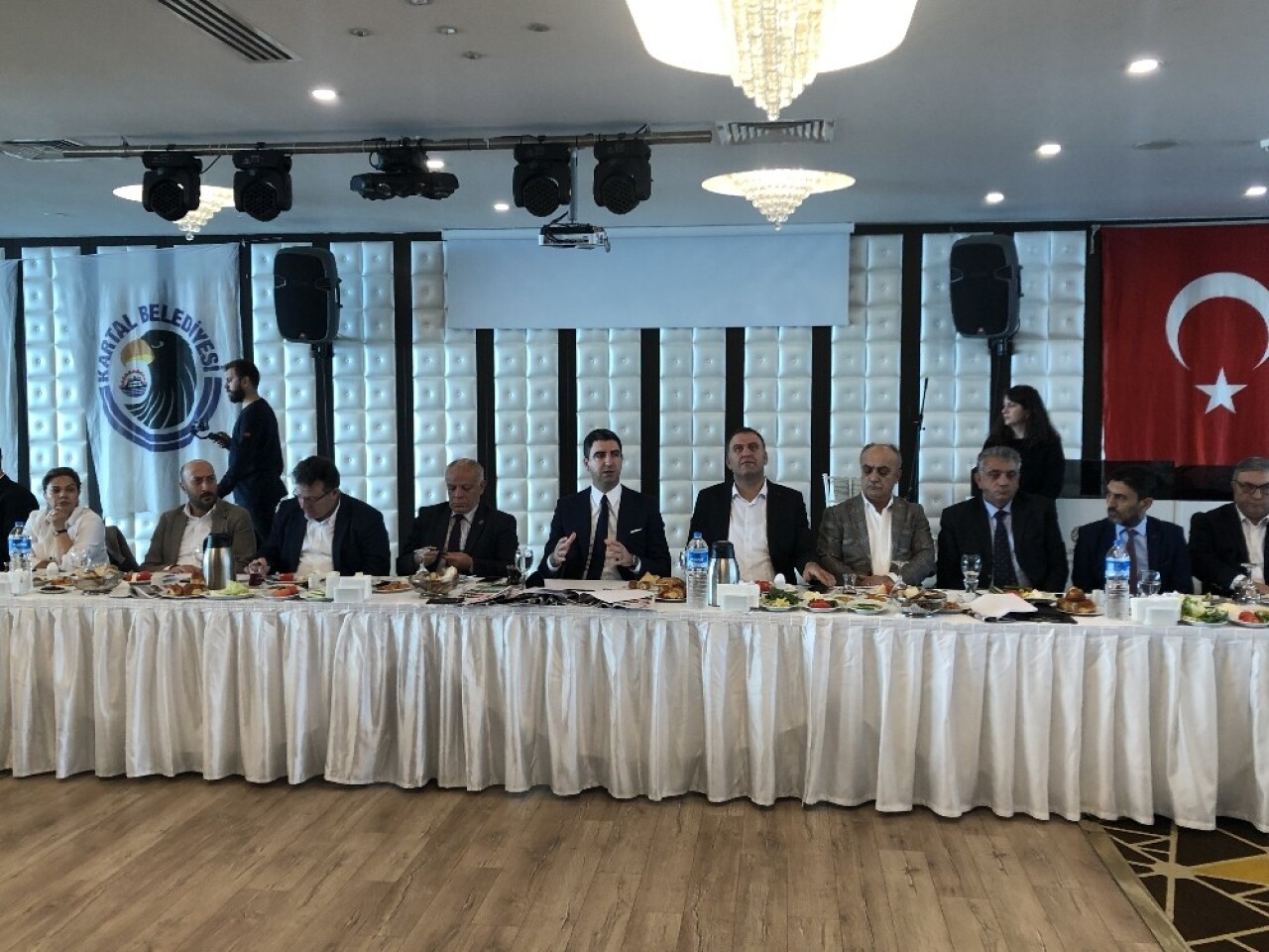 Kartal Belediye Başkanı Gökhan Yüksel yerel basın ile bir araya geldi