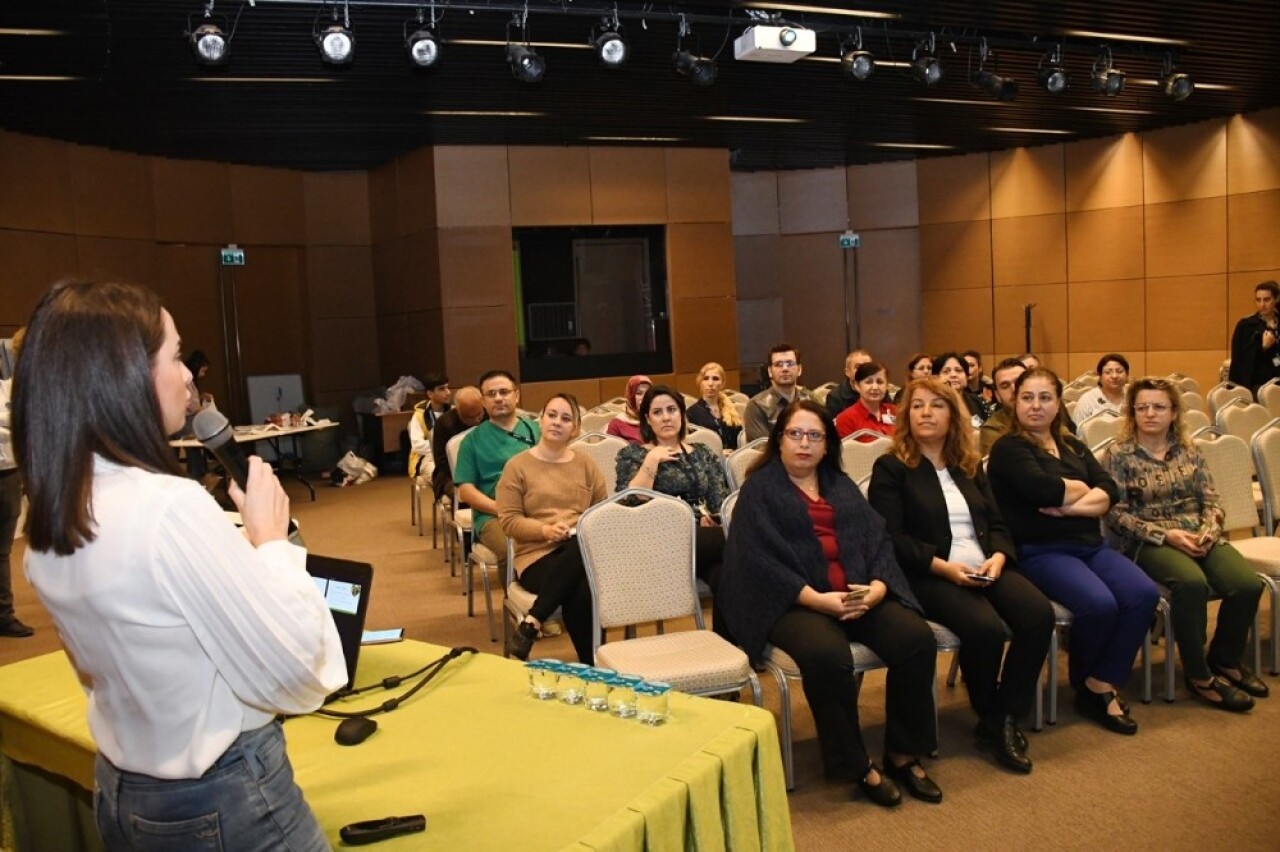 Küçükçekmece’de belediye çalışanlarına sağlıklı beslenme önerisi